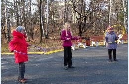08.11.2022 Спортивная разминка в городском парке | Администрация муниципального округа город Партизанск Приморского края Официальный сайт